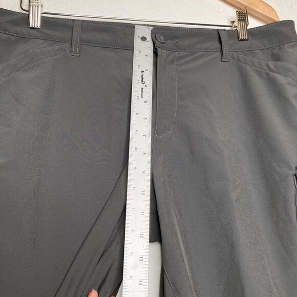 Eddie Bauer Women's size 16 Gray Adventure Cargo Shorts - Picture 6 of 9